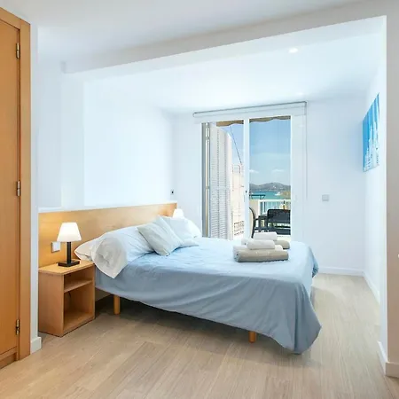 Pine Walk By Vintage Travel Villa